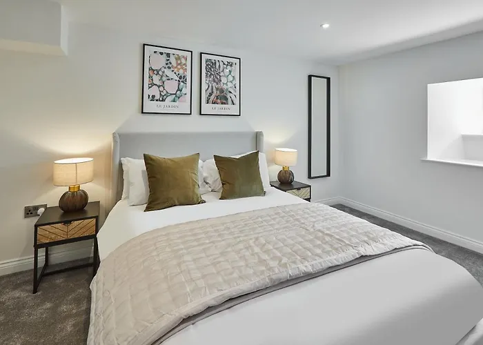 Host & - 1 The Mount Holiday home *