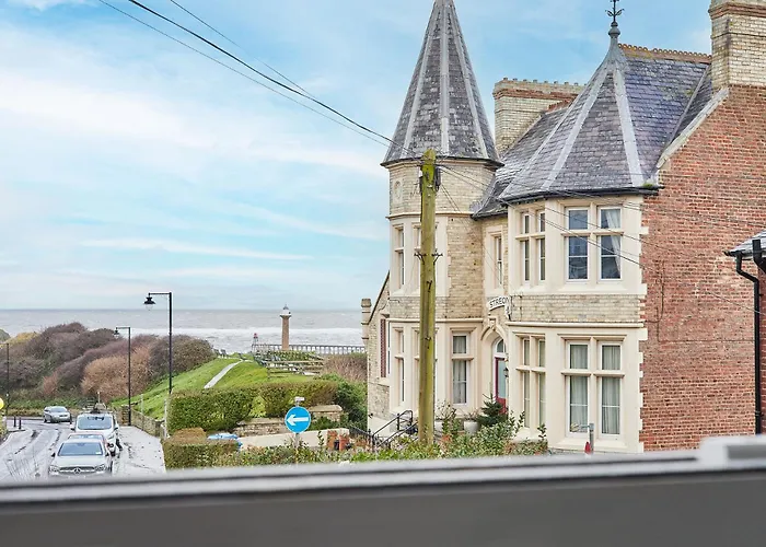 Holiday home Host & - 1 The Mount *